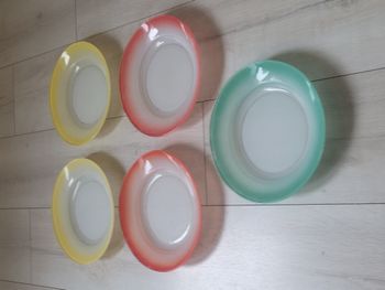 5 grandes assiette creuses Duralex couleur - vintage