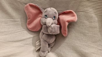 Peluche  bracelet  dumbo Disney