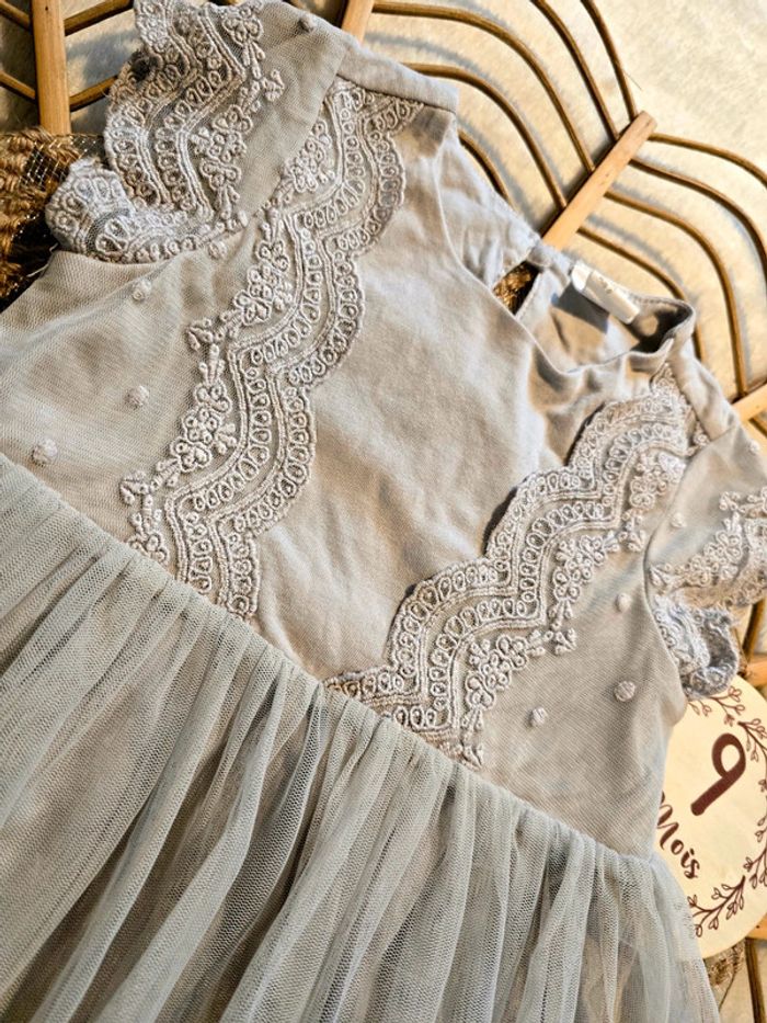 Robe grise tulle H&M - photo numéro 3