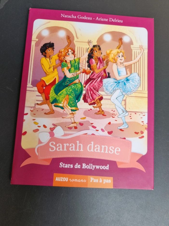 Livre Sarah danse