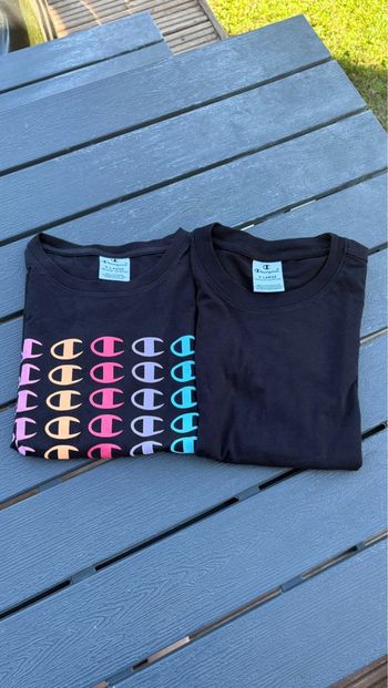 Lot de 2 t shirt manches courtes noir champion fille taille 13/14 ans