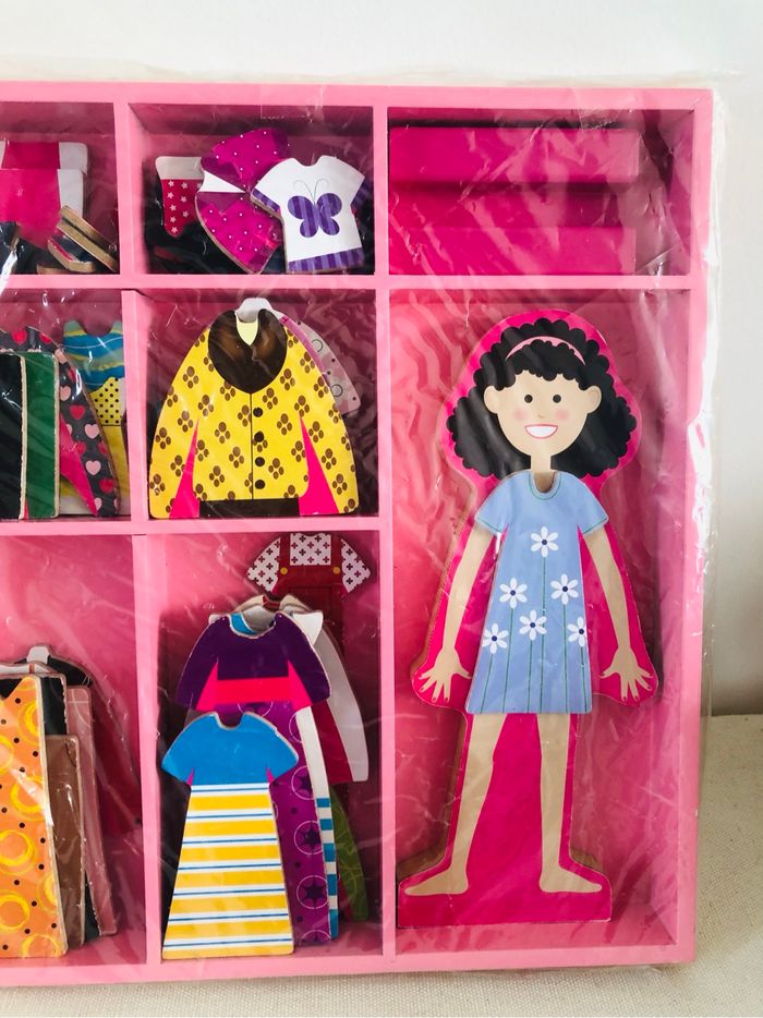 Melissa et doug jouet puzzle bois habiller styliste poupée - photo numéro 4