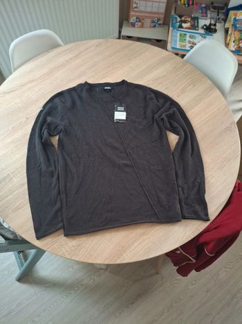 Pull noir