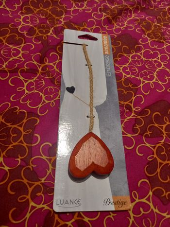 Embrasse aimantée cœur bois 