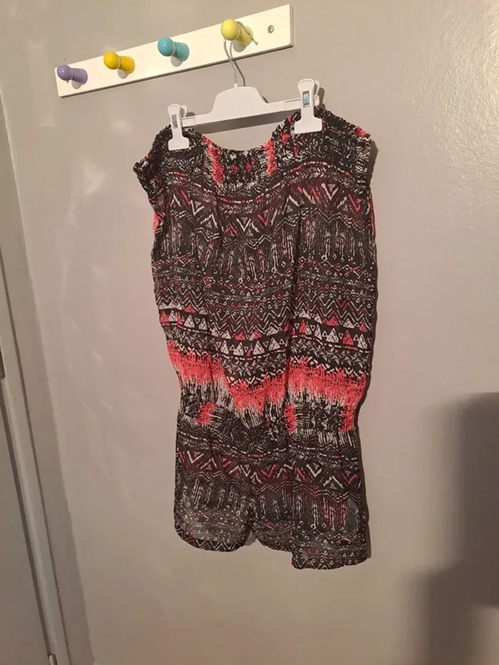 Combishort bustier noire et rose - Marque Jennyfer - Taille 40 - Parfait état.