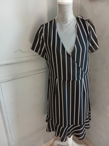 Robe étam taille 42 neuf avec étiquettes