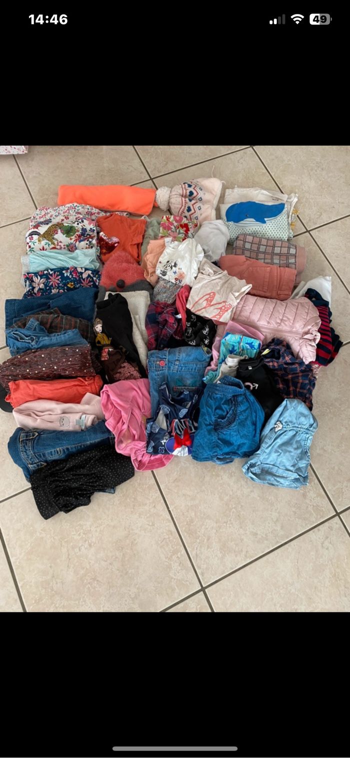 Lot de 47 vêtements très bon état 3 ans