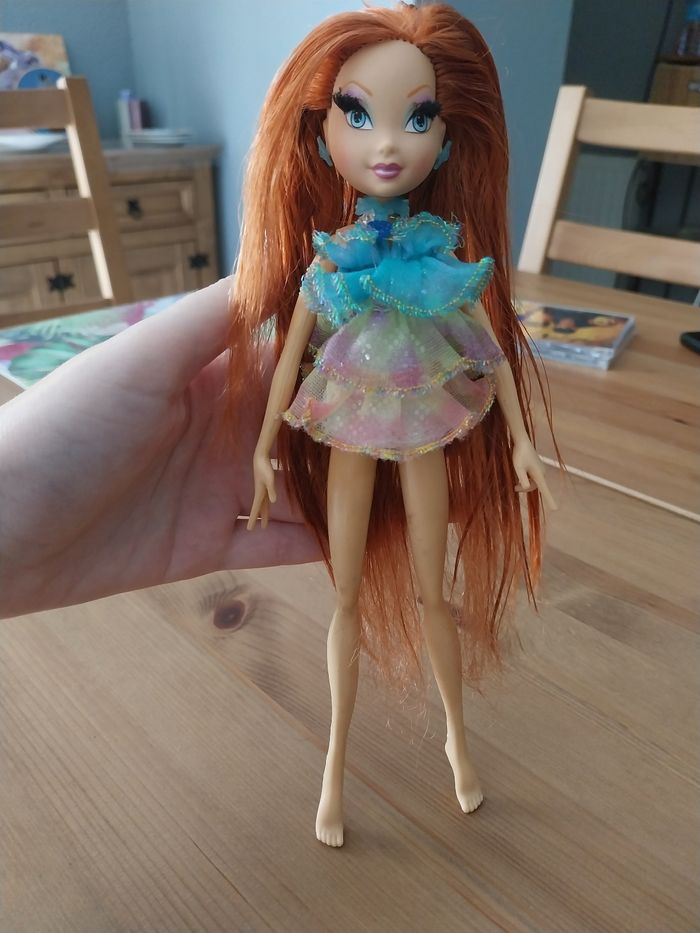 Deux Poupées Bloom Glam Magic Enchantix 2007 + Bloom Charmix Winx Club Mattel - photo numéro 9