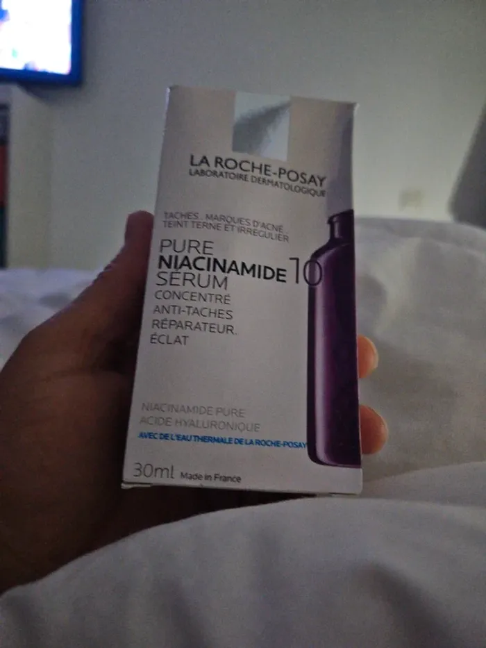 Pure niacinamide