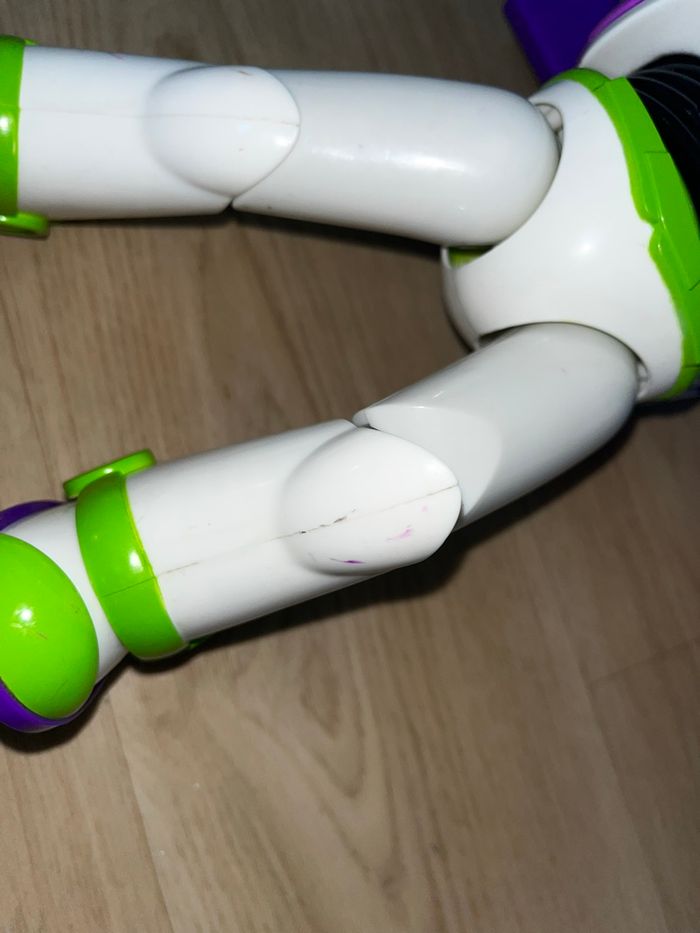 Buzz l’éclair - photo numéro 2