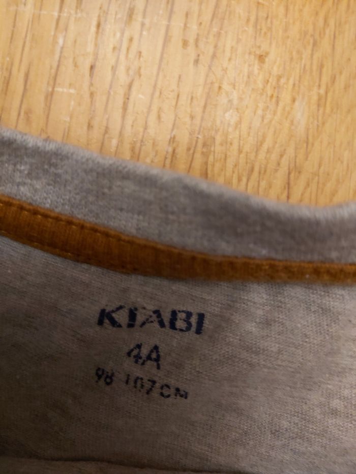 Tshirt Kiabi 4 ans - photo numéro 5