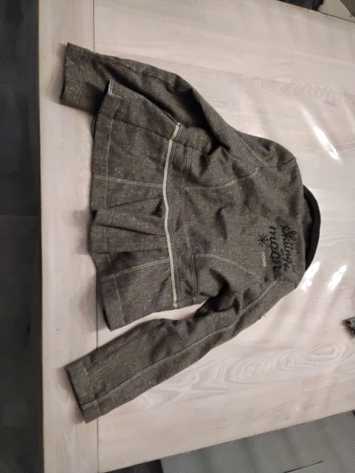 Veste 8ans - photo numéro 2