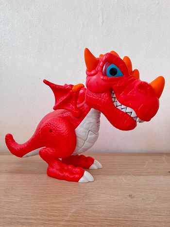 Dragon rouge 20cm