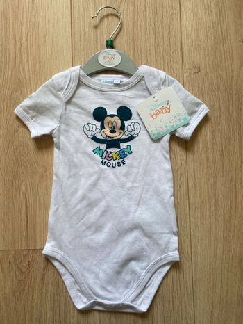 Body manches courtes