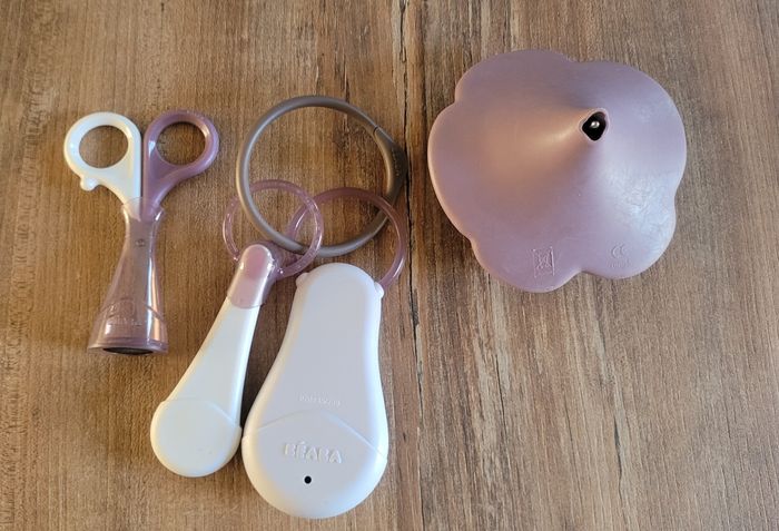 Thermomètre bain, coupe ongles bébé - photo numéro 7