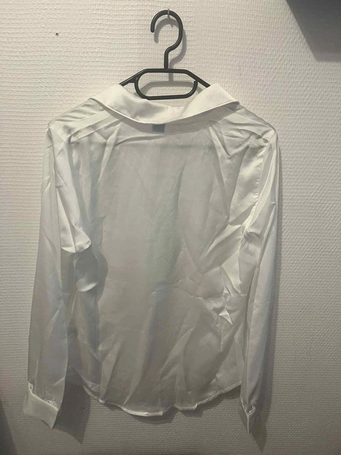Chemise boutonnée en satin Blanche - photo numéro 2