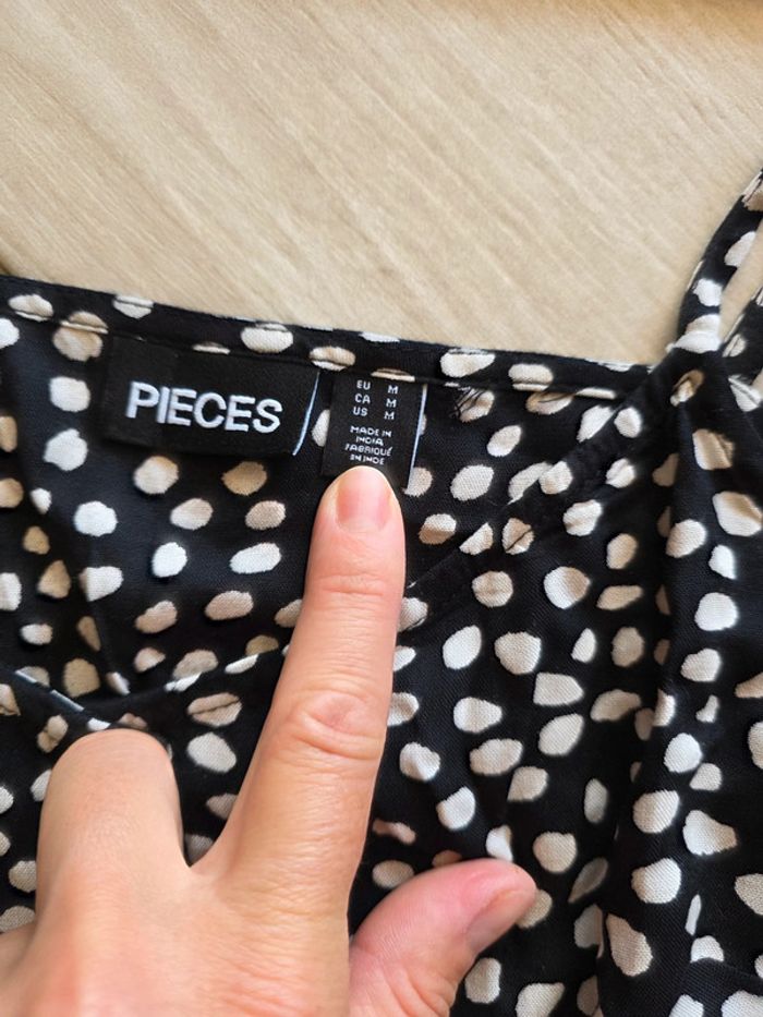 Robe Pièces Neuve M - photo numéro 3