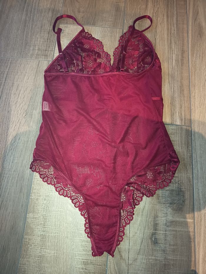 Body lingerie sexy bordeaux neuf taille 40 - photo numéro 5
