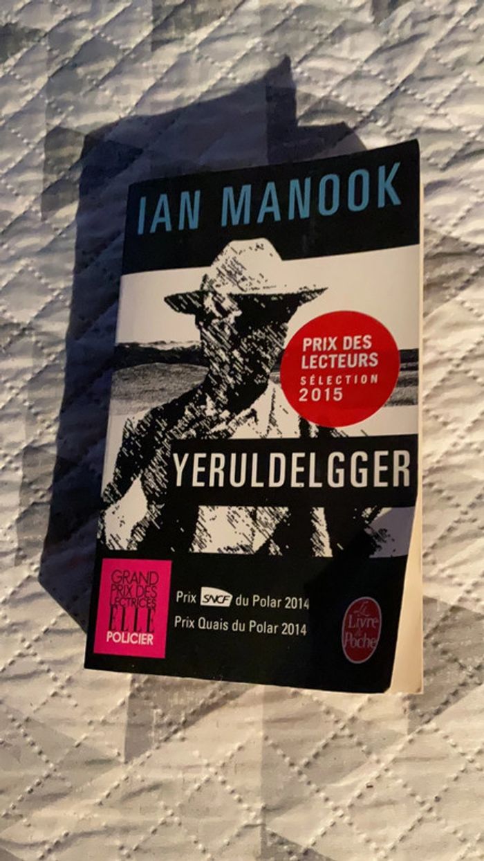#Yeruldelgger Ian Manook. )