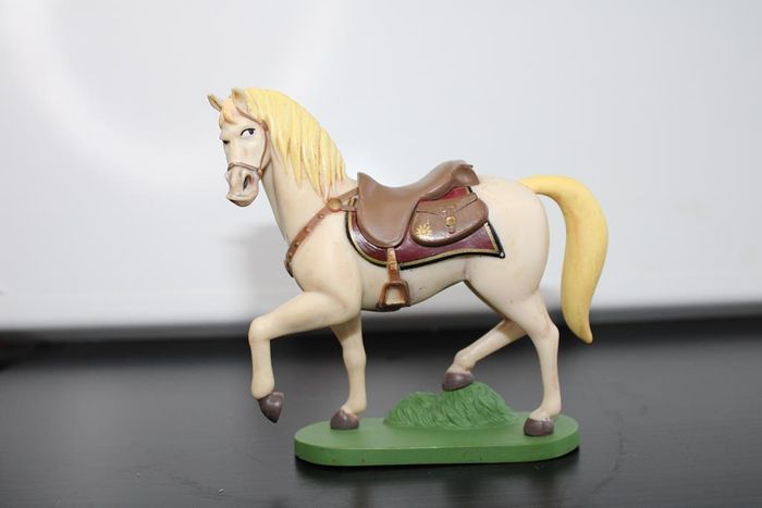 Disney lot figurines Raiponce - photo numéro 2