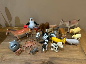 Lot animaux en plastique divers 