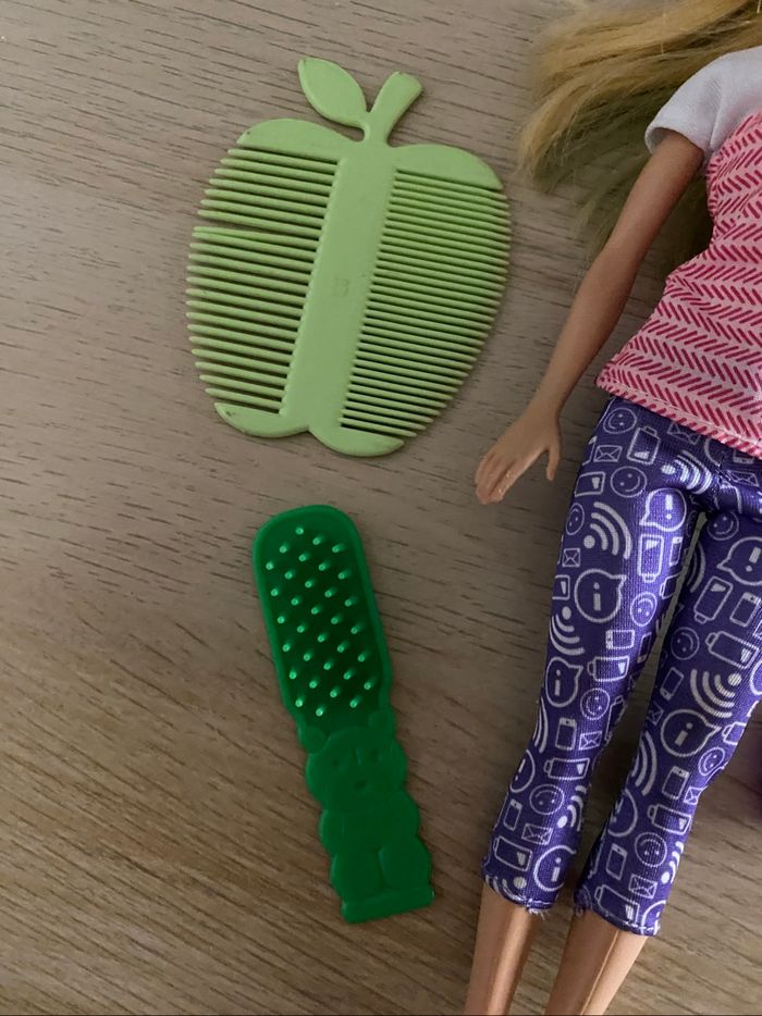 Poupee Barbie Mattel chapeau peigné accessoires 2015 201 - photo numéro 6