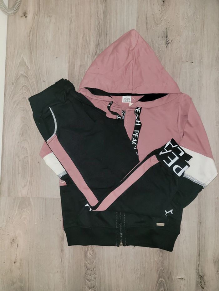 Ensemble fille 4 ans - photo numéro 3