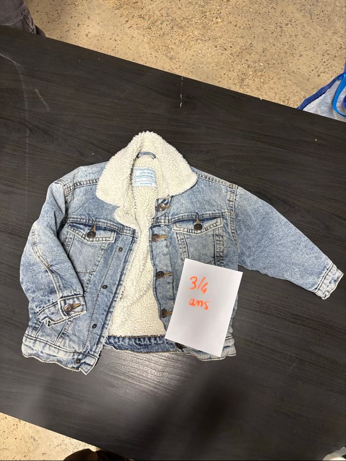Vers jeans moumoute