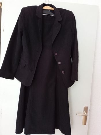 Ensemble veste manches longues + jupe longue évasée