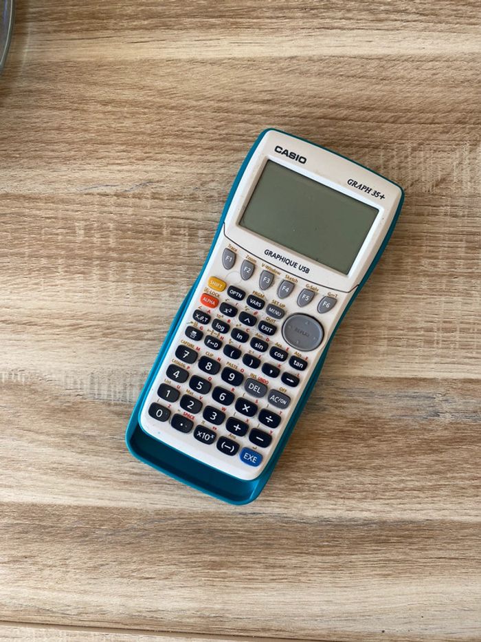 Calculatrice - photo numéro 2