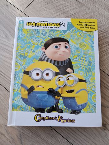 Livre comptines et figurines : les minions