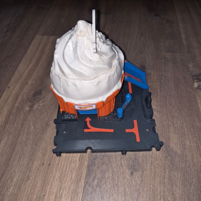 Circuit cupcake hot wheels - photo numéro 2
