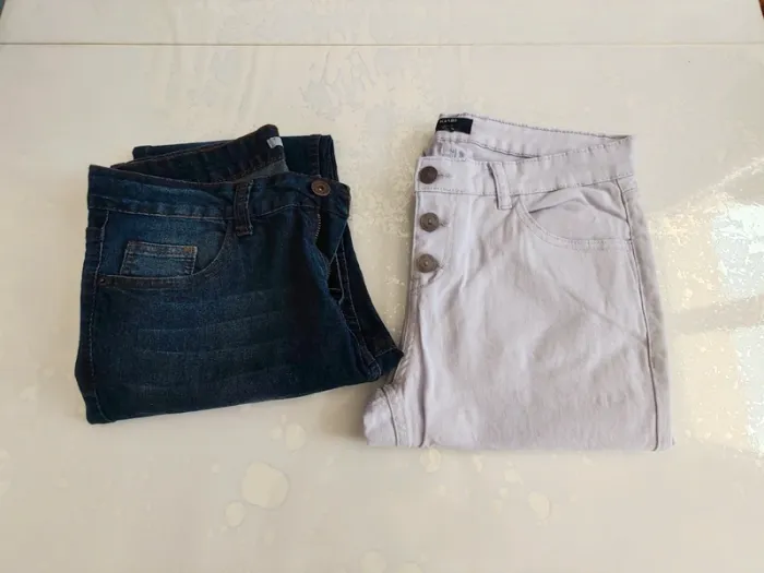 Lot pantalon pantacourt 38