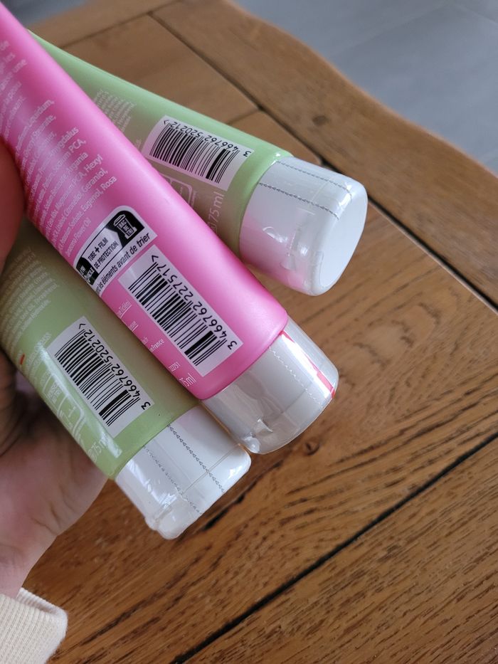 3 crèmes pour les mains Nocibé - photo numéro 2