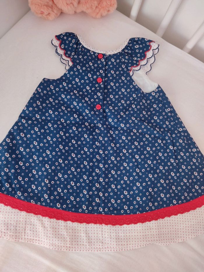 Robe taille 12 mois - photo numéro 2