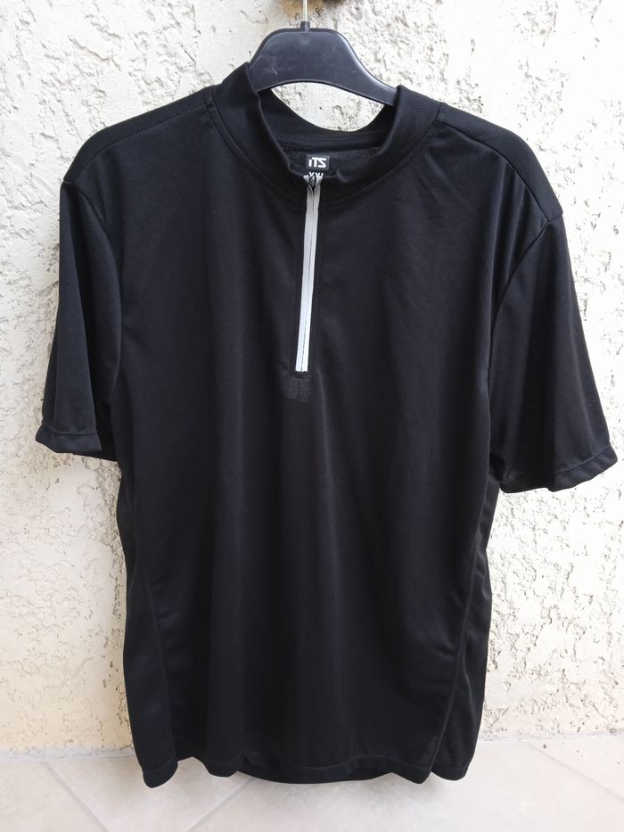 Tee shirt de sport