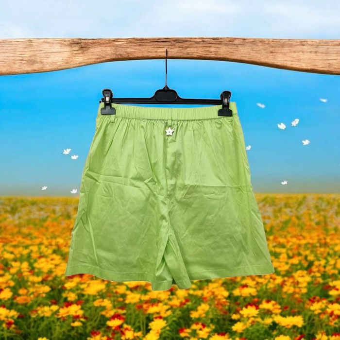 Liu Jo short stretch vert pomme * taille M * - photo numéro 2