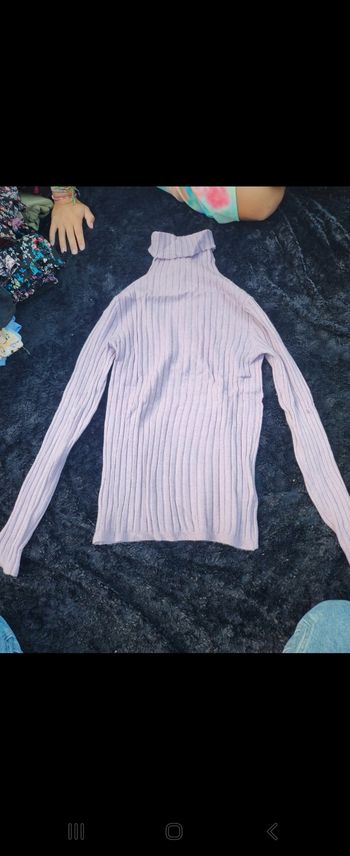 Pull col roulé lila