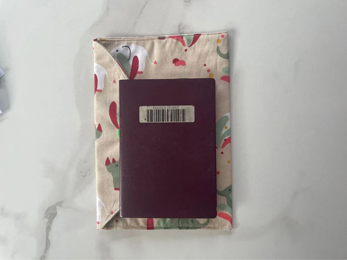 Jolie pochette doublée pour papiers goûter maquillage ou autre éléphant - photo numéro 3