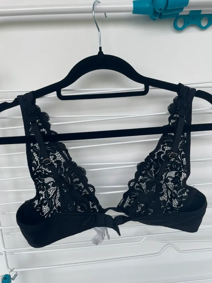 Soutien gorge en dentelle etam - photo numéro 3