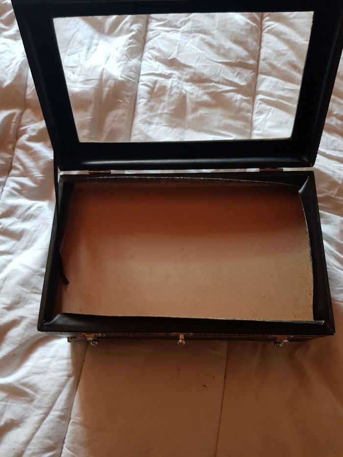 Boite " coffret de jeux - photo numéro 3