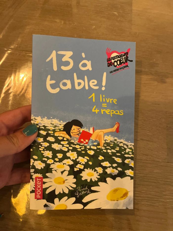 Livre 13 à table!