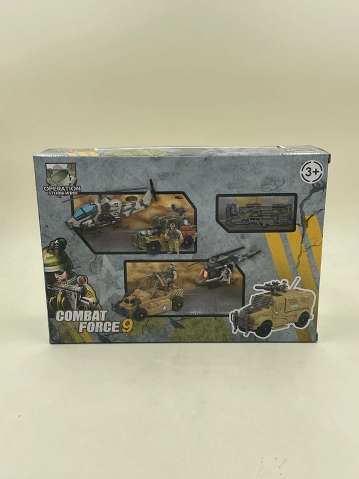 Coffret figurine + hélicoptère militaire combat force 9 neuf - photo numéro 2