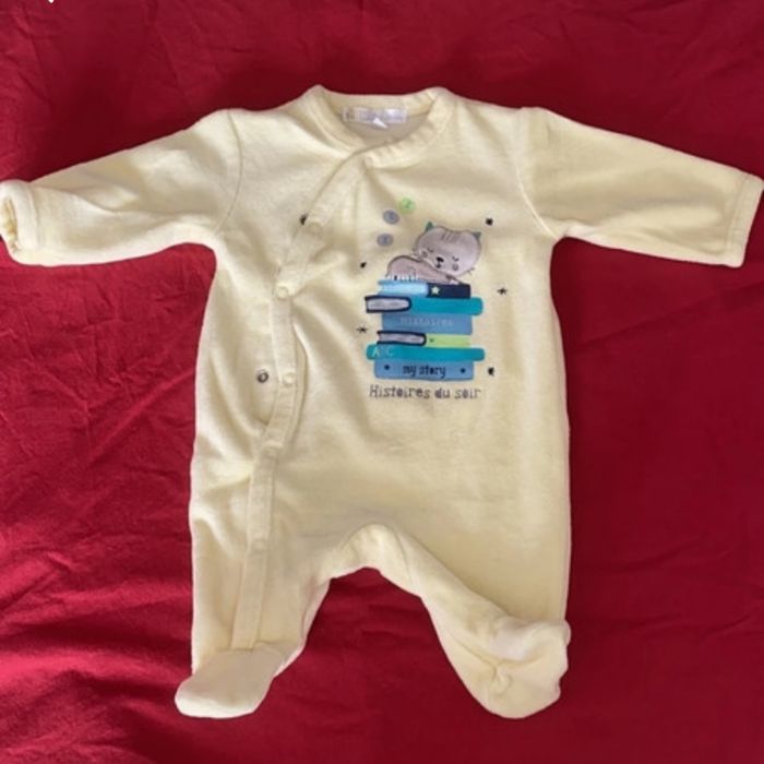Pyjama jaune 1 mois