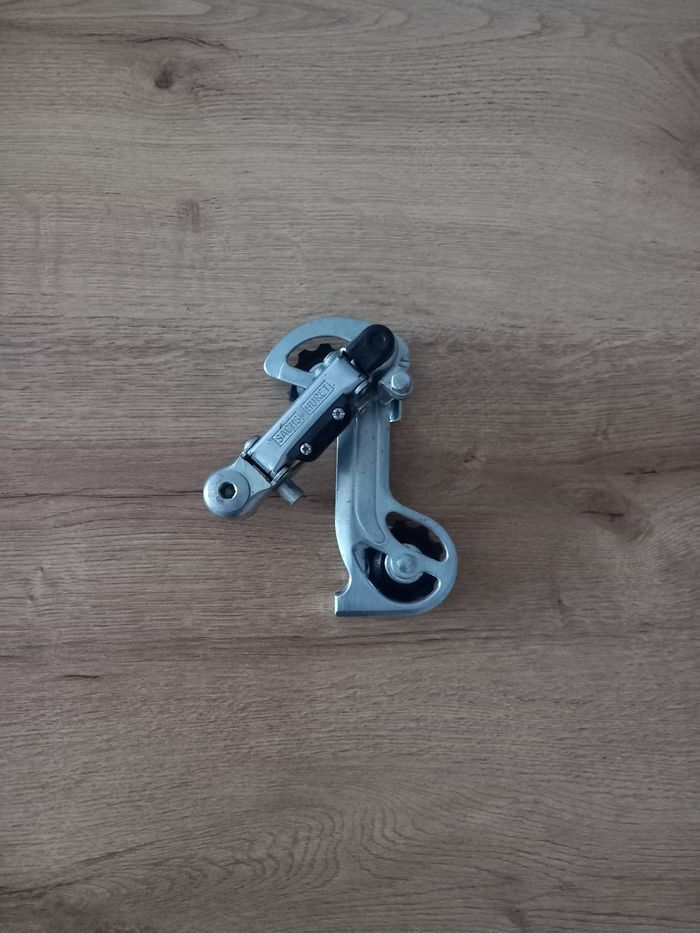 Dérailleur arrière VTT / VTC " SACHS HURET " - photo numéro 1