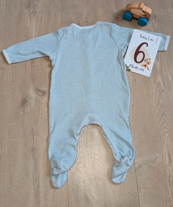 Pyjama léger 6 mois - photo numéro 2