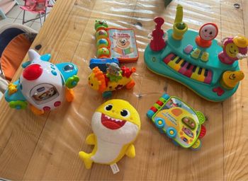 Lot de jouets nickel