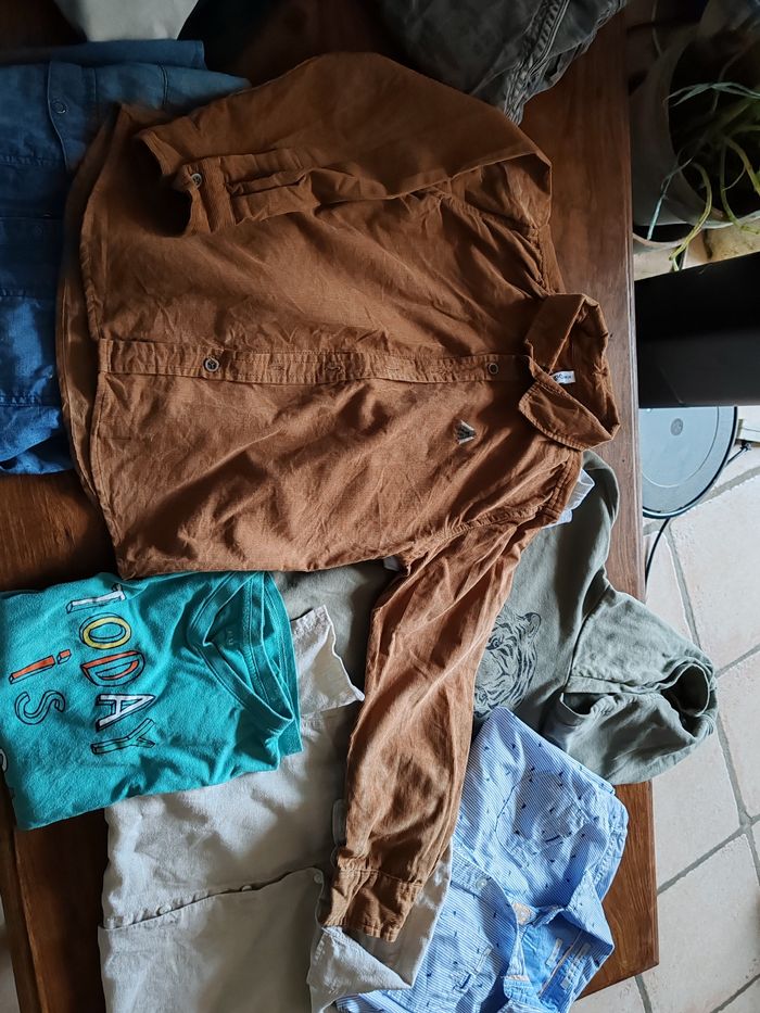Lot vêtements garçon 10 ans - photo numéro 4