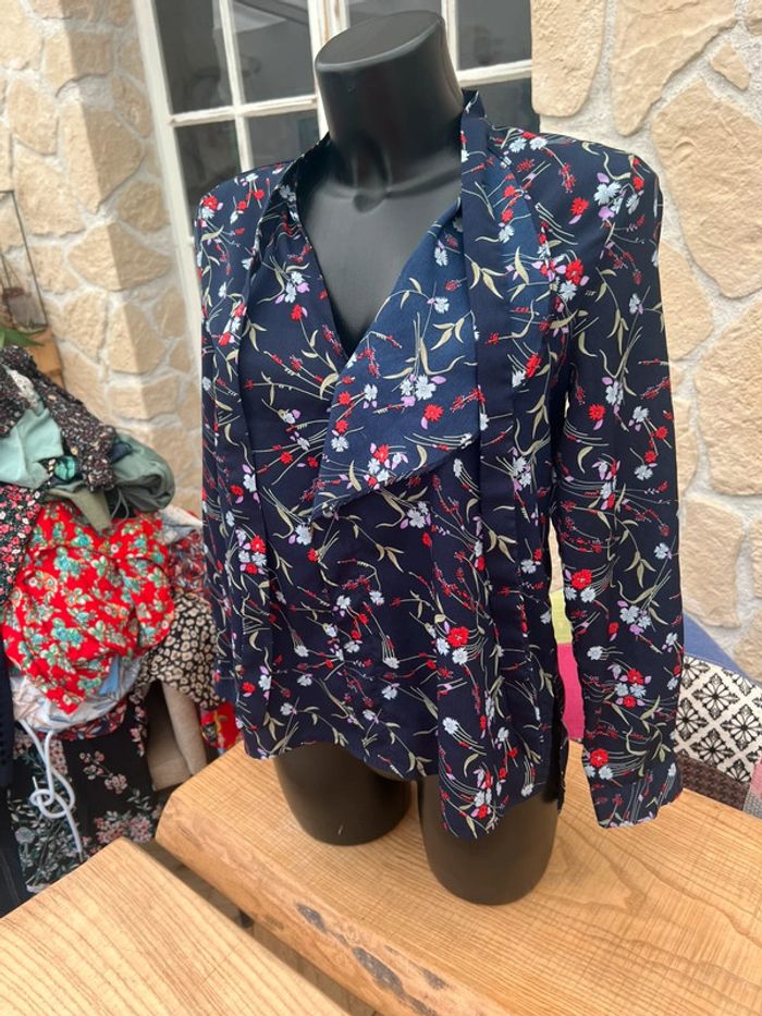 Blouse Lovie & co femme taille S 36 bleu marine à fleurs rouge - photo numéro 2