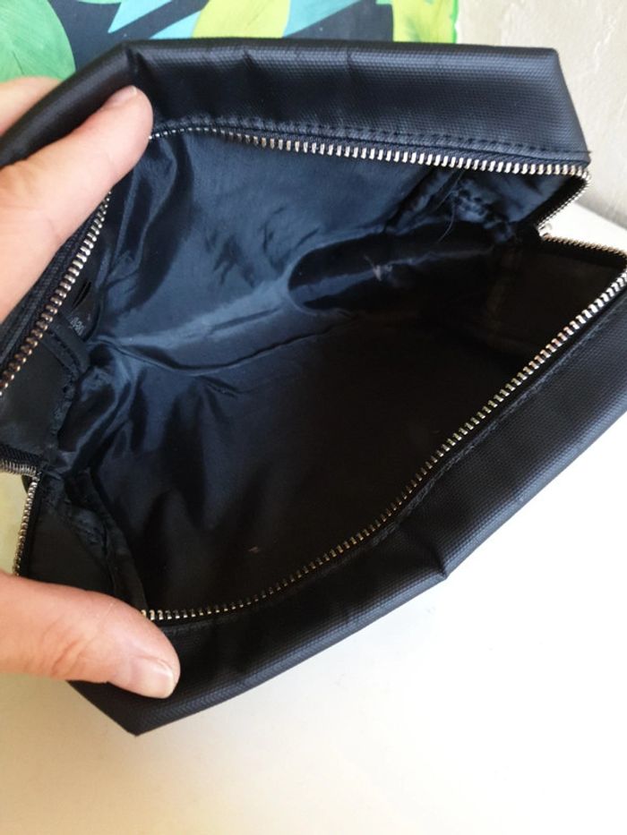 Trousse maquillage - photo numéro 3